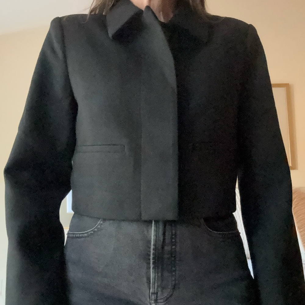 GAP Black Cropped Collared Jacket - Picture 3 of 9